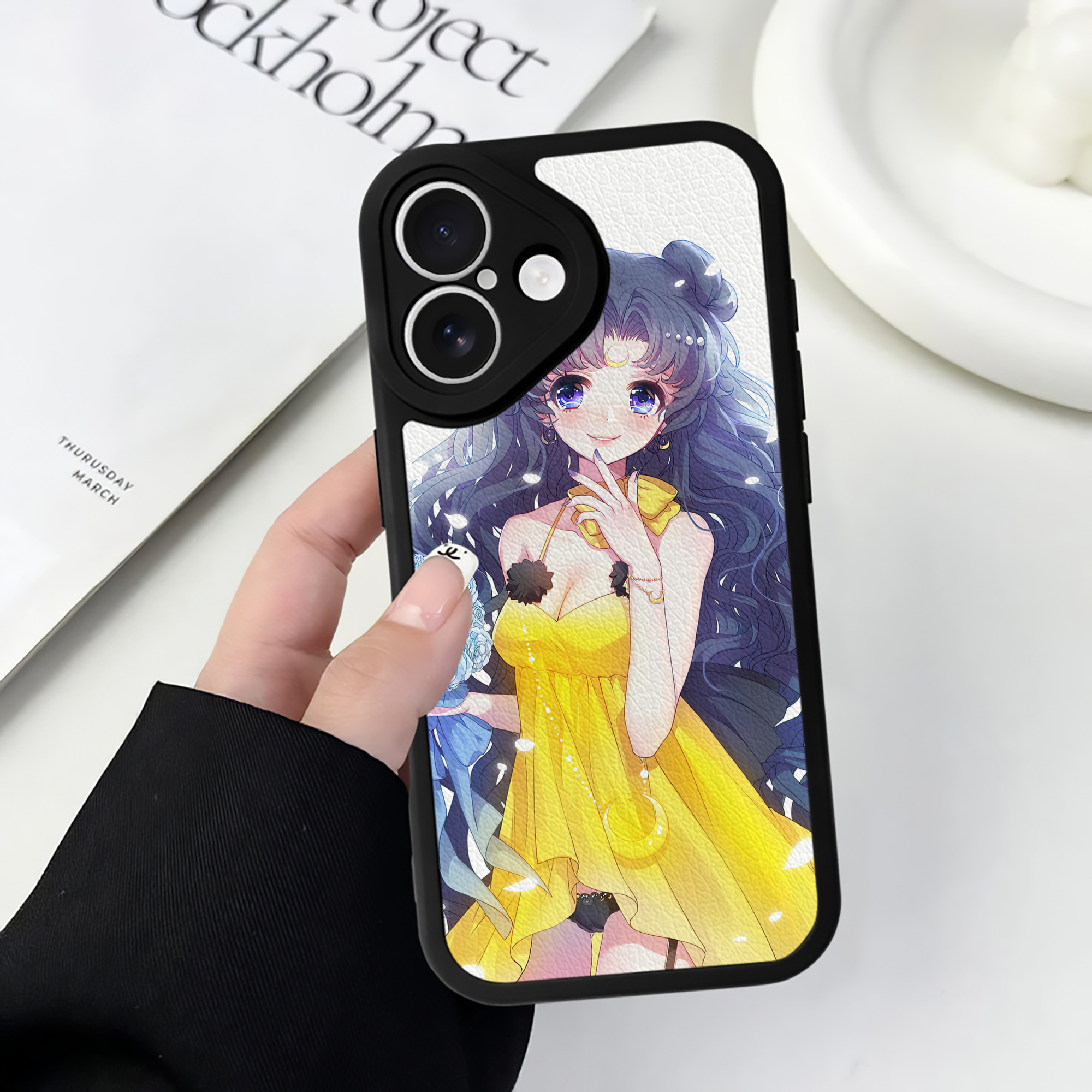 （画像用） 美少女戦士セーラームーン Sailor Moon 【iPhone 16シリーズ対応】シリコンスマホケース（レザー調） 材質：シリコン